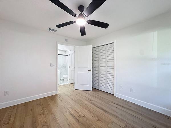 360 MISSION RD, Oviedo, FL 32765