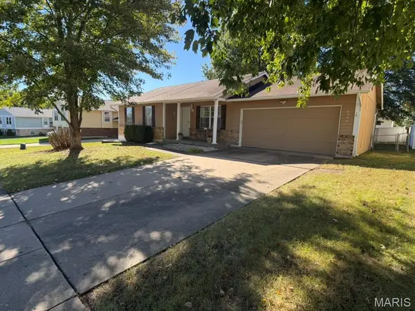 6344 Star Buck DR, O'fallon, MO 63368