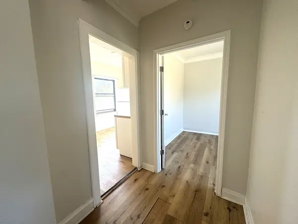 6702 S Wood ST #2B, Chicago, IL 60636