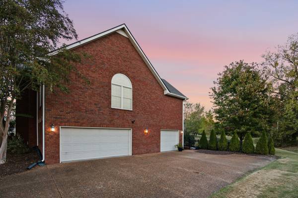 145 N Wynridge Way, Goodlettsville, TN 37072