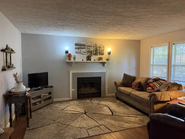 762 Spring Valley Rd, Cookeville, TN 38501