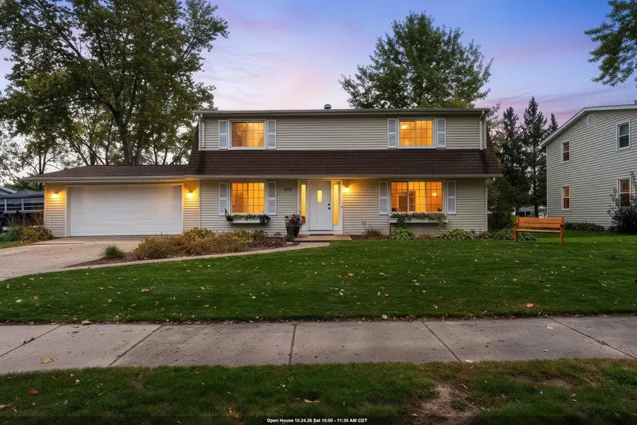 2075 W VISTA CIR, De Pere, WI 54115