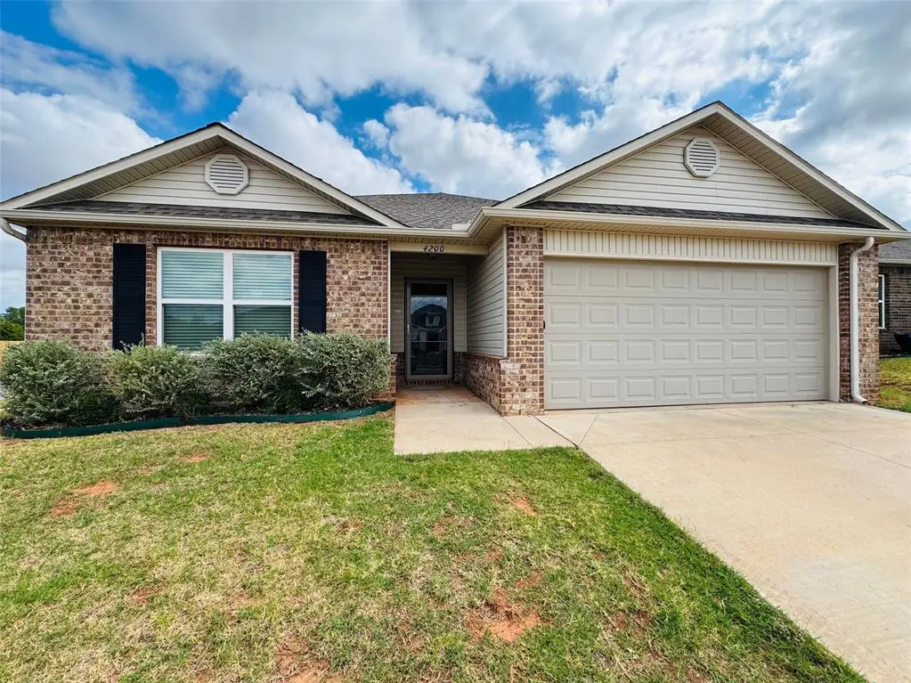 4200 Umbria RD, Oklahoma City, OK 73179