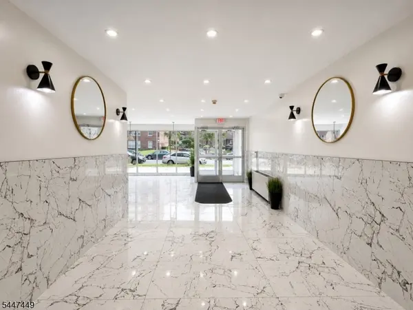 750 N Broad St #3A, Elizabeth City, NJ 07208