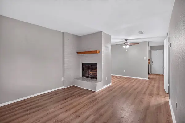 1320 Southport DR #B, Austin, TX 78704