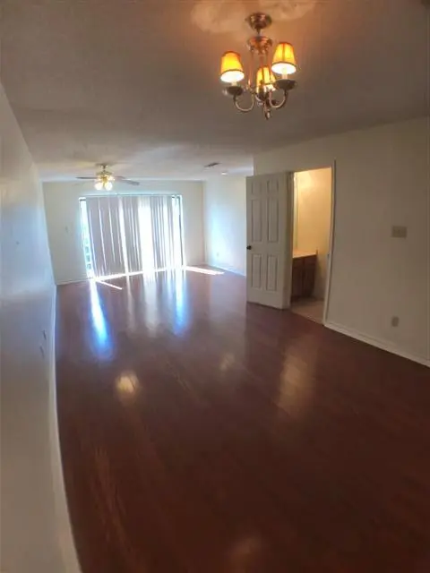 2605 Enfield RD #208, Austin, TX 78703