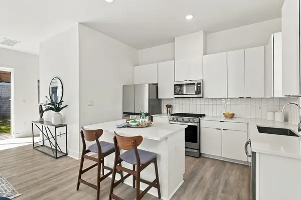 5817 Sutherlin RD, Austin, TX 78723