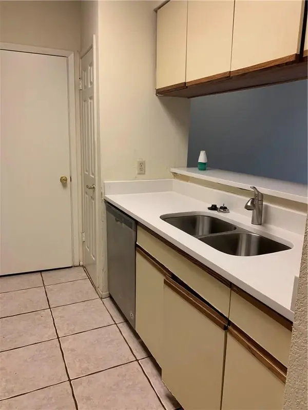 807 W 25th ST #103, Austin, TX 78705