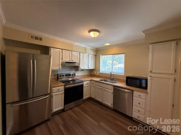 3240 Heathstead PL #D, Charlotte, NC 28210