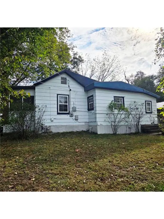416 W Gravel ST, Clinton, MO 64735