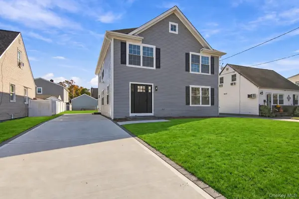 34 Wilson RD, Valley Stream, NY 11581