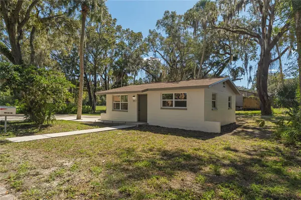 654 NE 2ND ST, Crystal River, FL 34429
