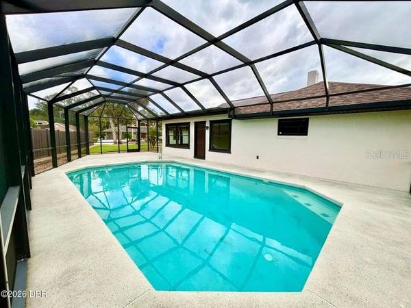 120 PEACHTREE CIR, Daytona Beach, FL 32114