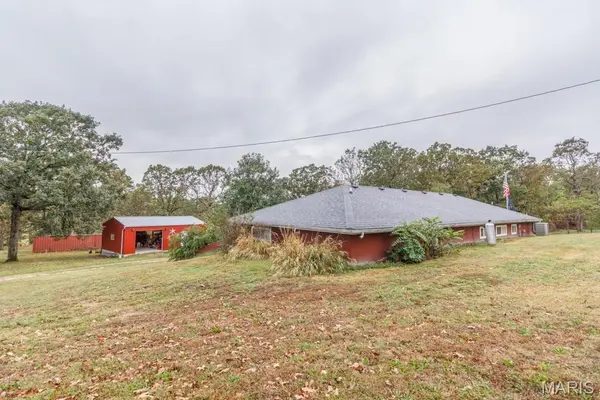 6172 State Road T, Stoutland, MO 65567