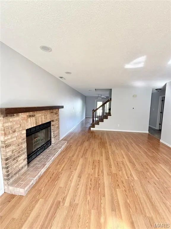 105 CHRISTINE DR, Belleville, IL 62221