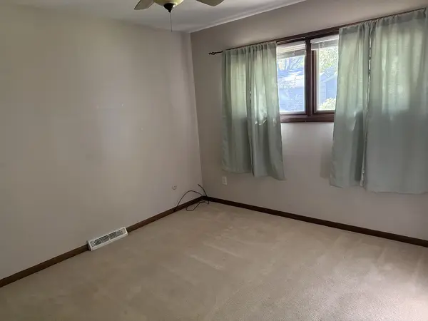 4624 N Main ST, Davenport, IA 52806