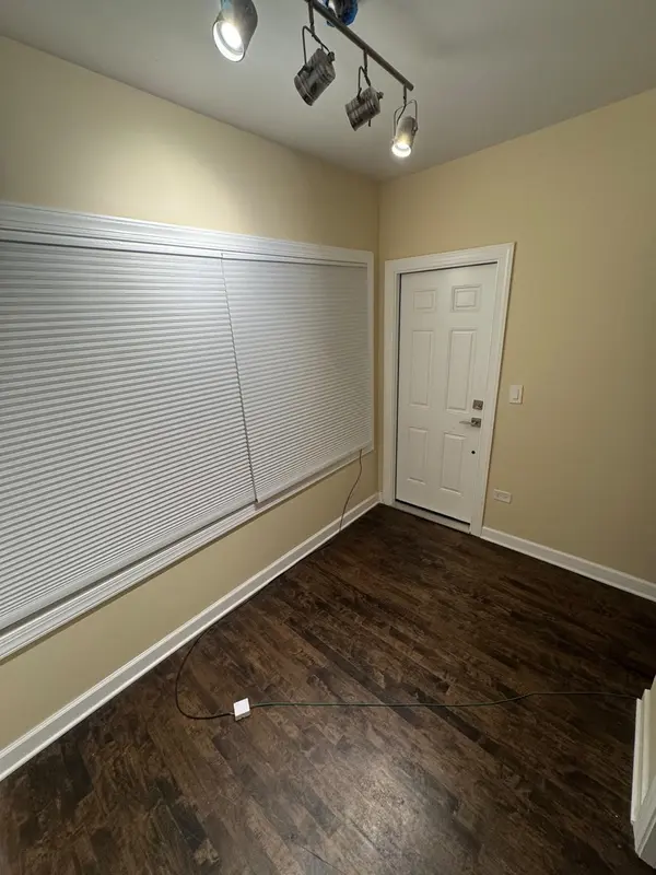 4723 W Dickens AVE #1, Chicago, IL 60639
