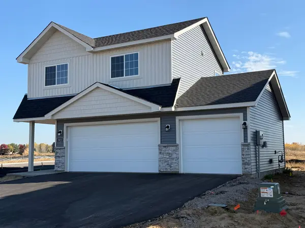 1922 Pierce ST S, Cambridge, MN 55008