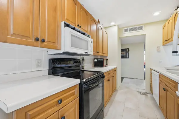 13701 Nicollet AVE #303, Burnsville, MN 55337
