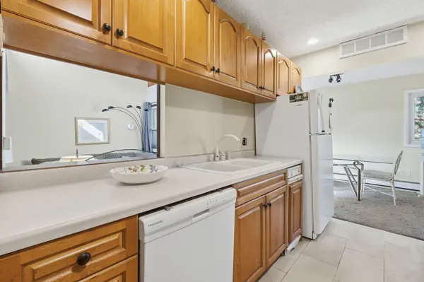 13701 Nicollet AVE #303, Burnsville, MN 55337