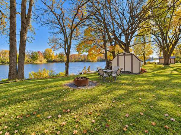 709 Lindbergh DR S, Little Falls, MN 56345