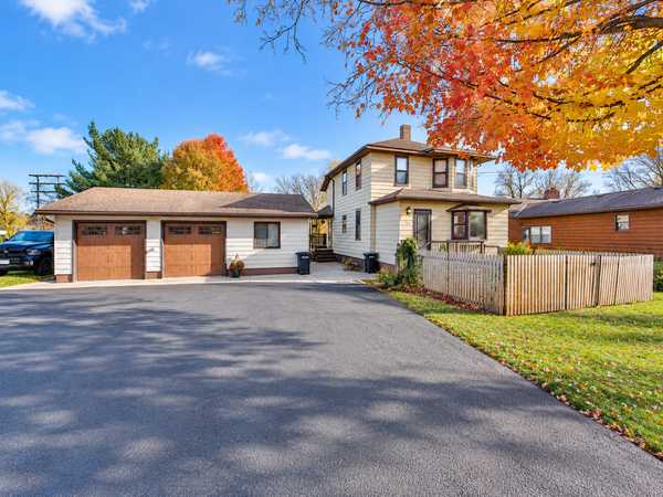 709 Lindbergh DR S, Little Falls, MN 56345