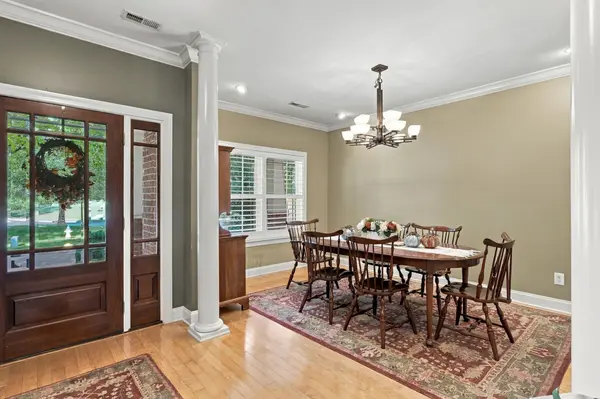 1446 Burnside Dr, Franklin, TN 37067