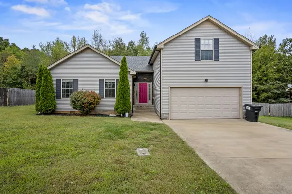 1236 Freedom Dr, Clarksville, TN 37042