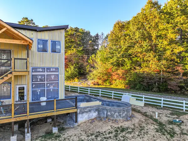 3019 Wonder Meadows Ln, Sevierville, TN 37862