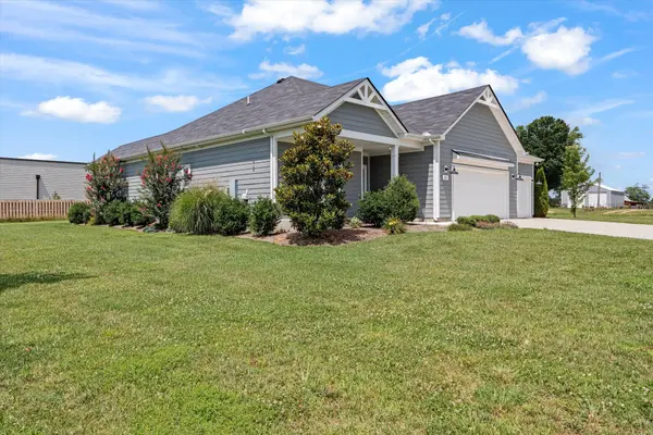 26 Mimosa Dr, Decherd, TN 37324