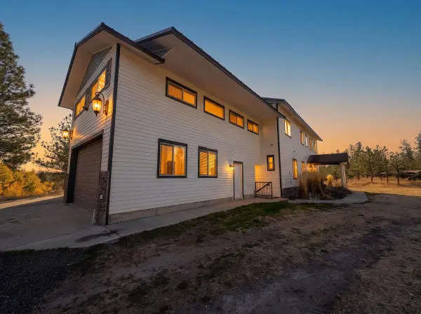 20902 S Ritchey Rd, Cheney, WA 99004