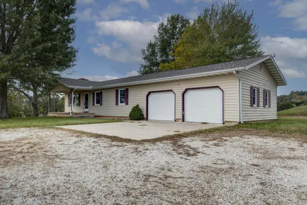 4790 E State Highway Cc, Fair Grove, MO 65648