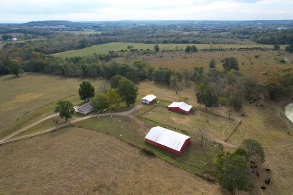 4790 E State Highway Cc, Fair Grove, MO 65648