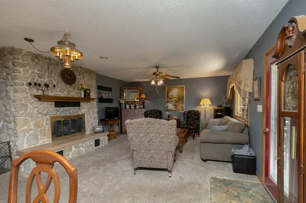 519 W South ST, Bolivar, MO 65613