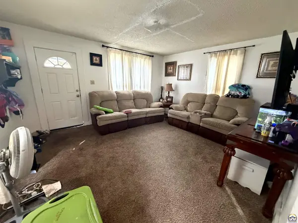 1154 SW Medford AVE, Topeka, KS 66604