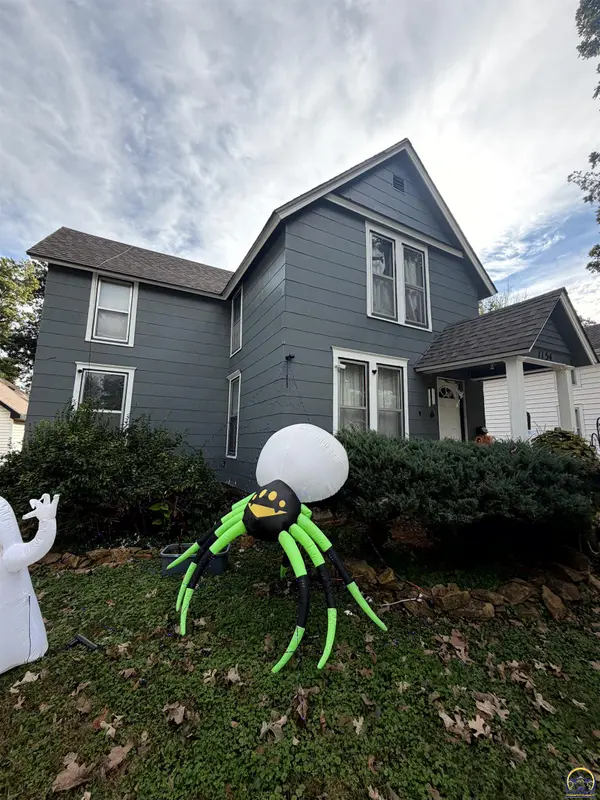 1154 SW Medford AVE, Topeka, KS 66604