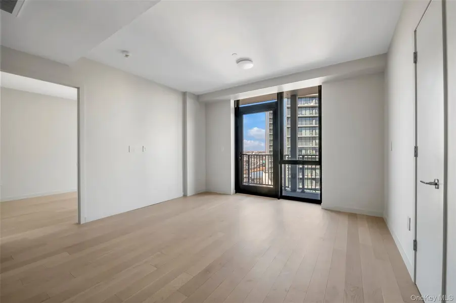 131-02A 40th Rd #3B, Flushing, NY 11354