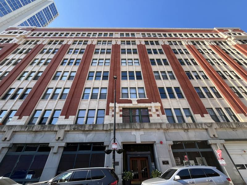 732 S Financial PL #410, Chicago, IL 60605