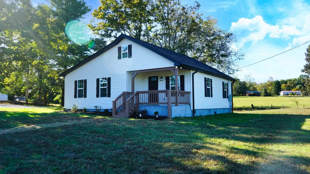 1727 Highway 49 #E, Charlotte, TN 37036