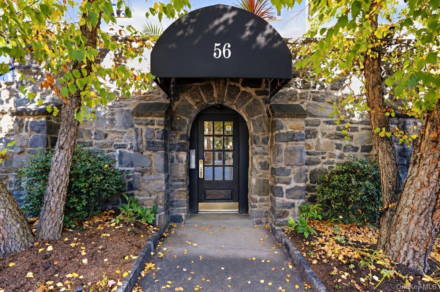 56 Pondfield RD #2A, Bronxville, NY 10708