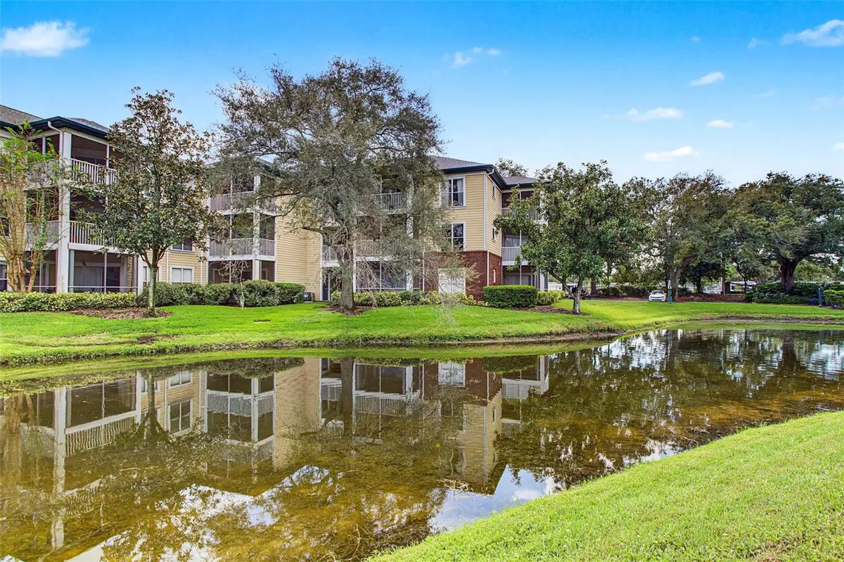 4211 CHATHAM OAK CT #111, Tampa, FL 33624