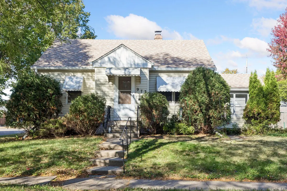 977 Scheffer AVE, Saint Paul, MN 55102