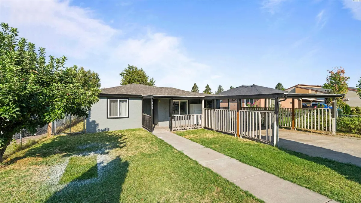 628 S Beech Ave, Pasco, WA 99301