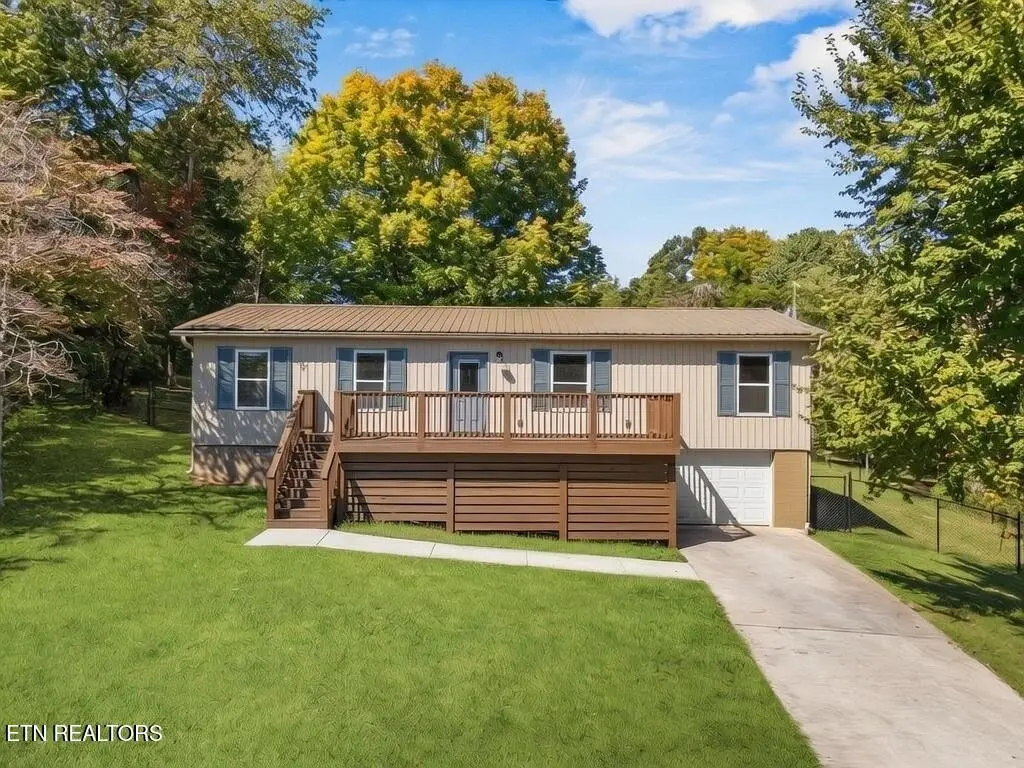 116 Channel Drive, Loudon, TN 37774