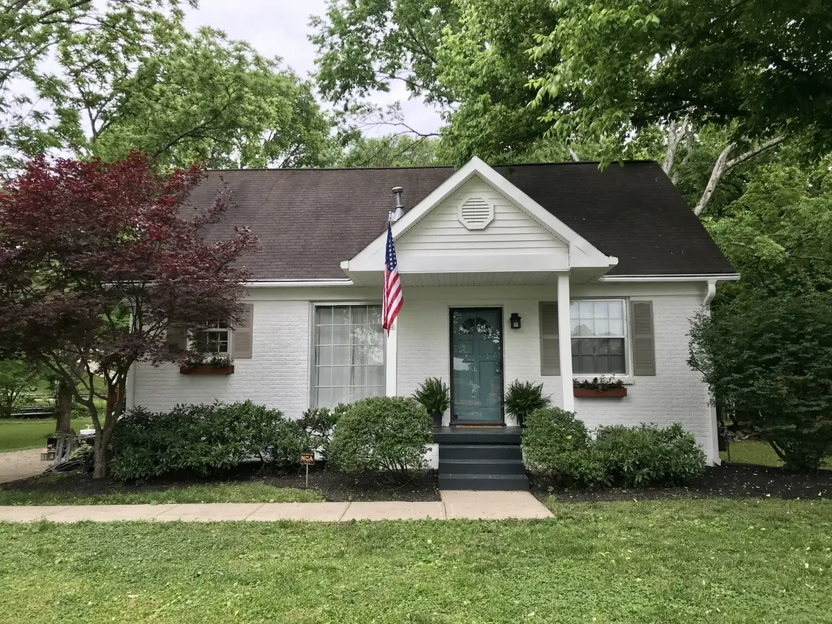 1003 Maplehurst Ln, Nashville, TN 37204