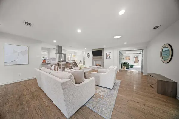 12220 Coolmeadow Lane, Dallas, TX 75218