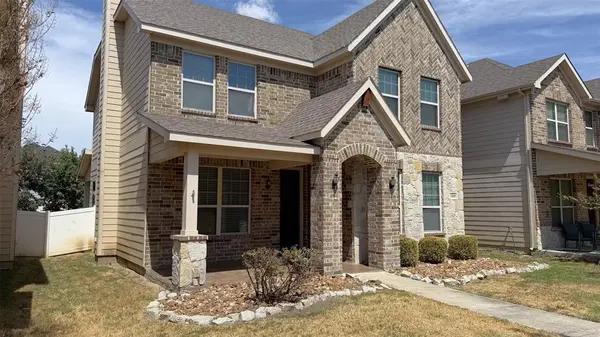 1049 Marietta Lane, Aubrey, TX 76227