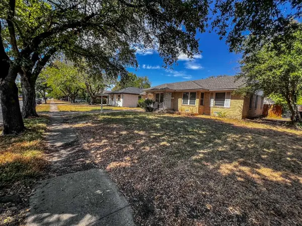 2629 Maverick Avenue, Dallas, TX 75228