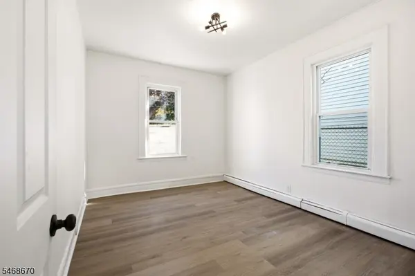 354 Clinton Pl, Newark City, NJ 07112