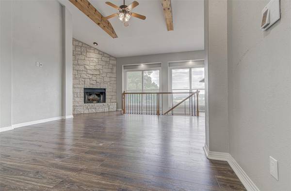 5006 Thunderbird ST, Lago Vista, TX 78645